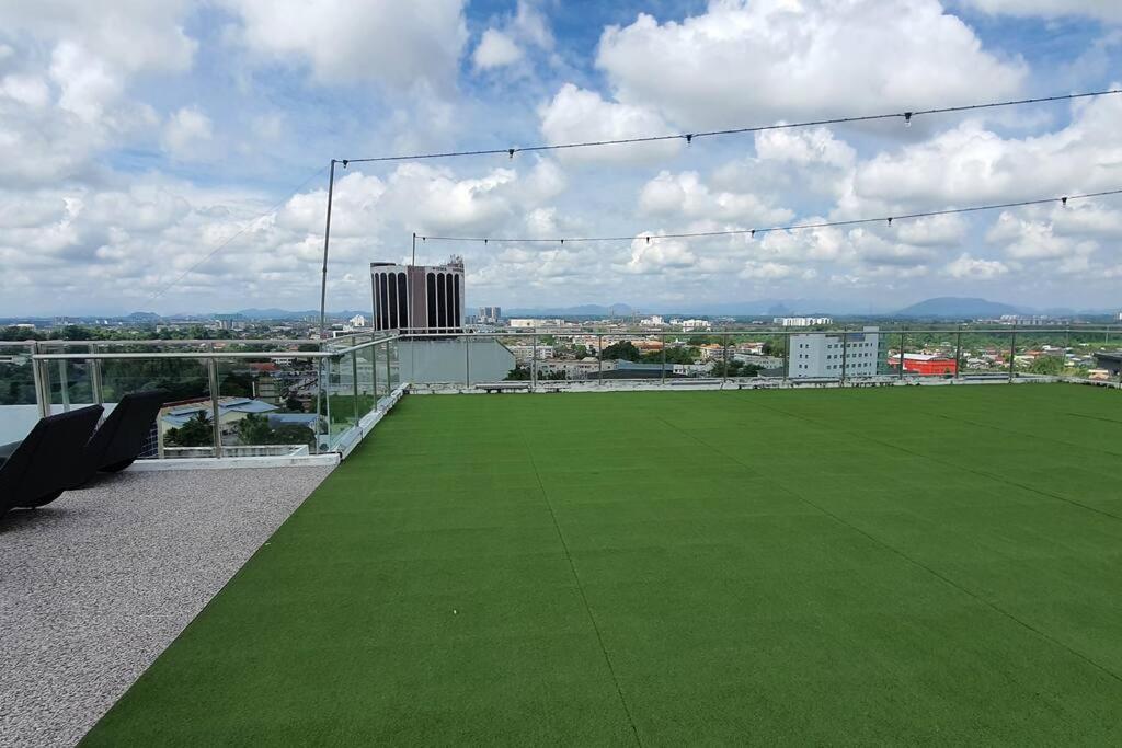Kozi Square New Sgh Cozy Home Lv7B Kuching Exterior photo